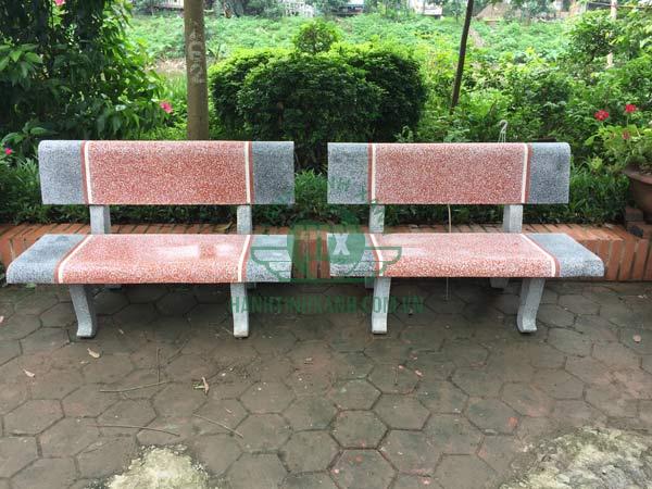 Ghế đá công viên có tựa của Hành Tinh Xanh