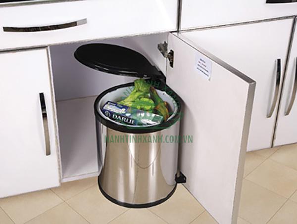 Tầm quan trọng của thùng rác inox trong bếp ăn