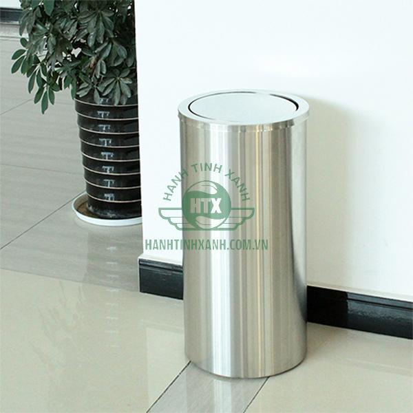 Giảm giá 50% khi mua thùng rác inox nắp lật