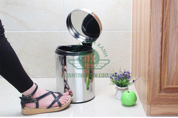 Tiêu chí chọn mua thùng rác inox trong nhà