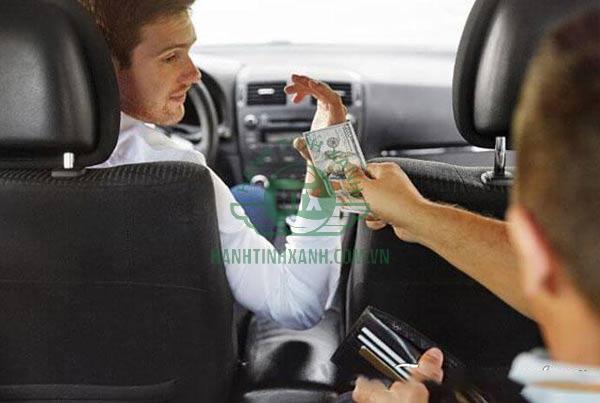 Luôn niềm nở, nhiệt tình giúp bạn nhận được tiền tips từ khách hàng