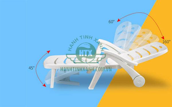 Mẫu ghế hồ bơi vừa có tính năng gấp gọn vừa có bánh xe hỗ trợ