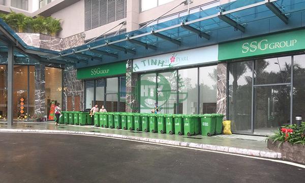 Các chung cư đã và đang tiến hành trang bị thùng rác