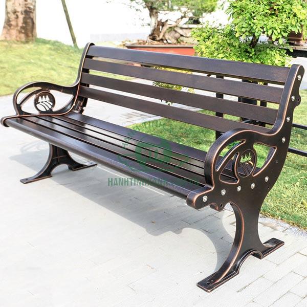 Liên hệ Hành Tinh Xanh để đặt mua ghế công viên loại tốt