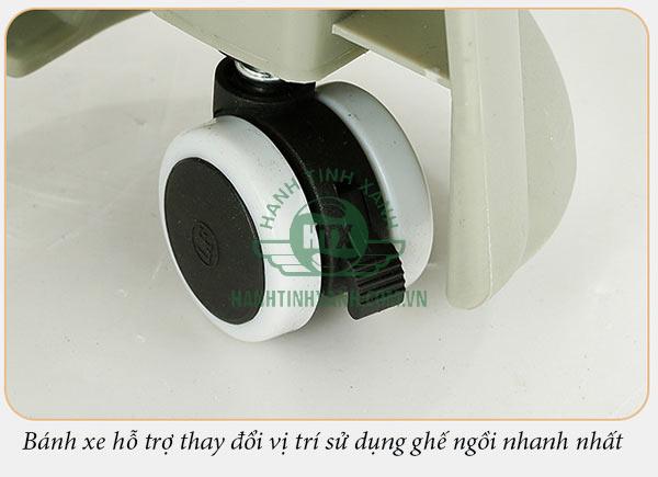 Tìm hiểu chi tiết kĩ hơn về ghế trẻ em nhà hàng