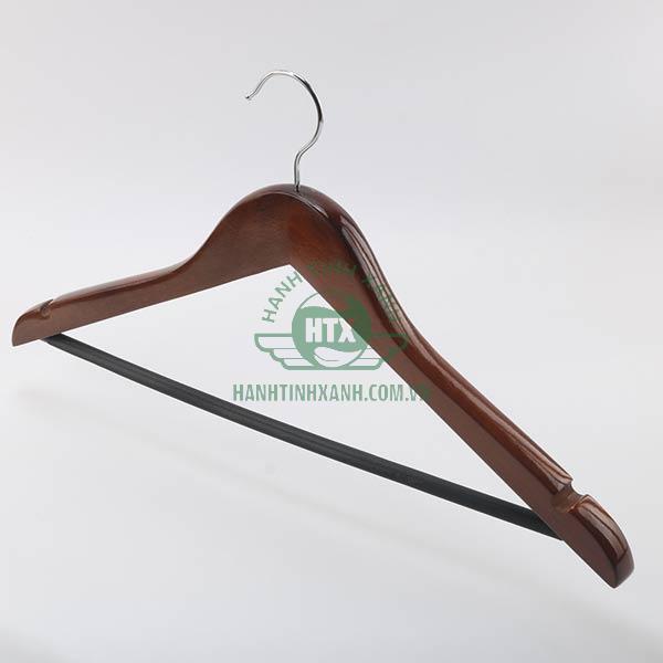 Móc treo quần áo bằng gỗ