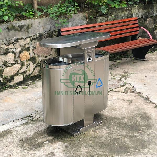 Hình ảnh thực tế thùng rác đôi ngoài trời