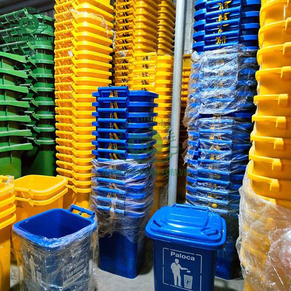 Kho hàng của Hành Tinh Xanh có sẵn Thùng rác nhựa HDPE 60 lít