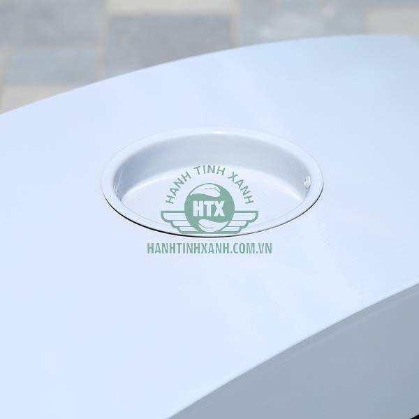 Cận cảnh khay gạt tàn thùng rác