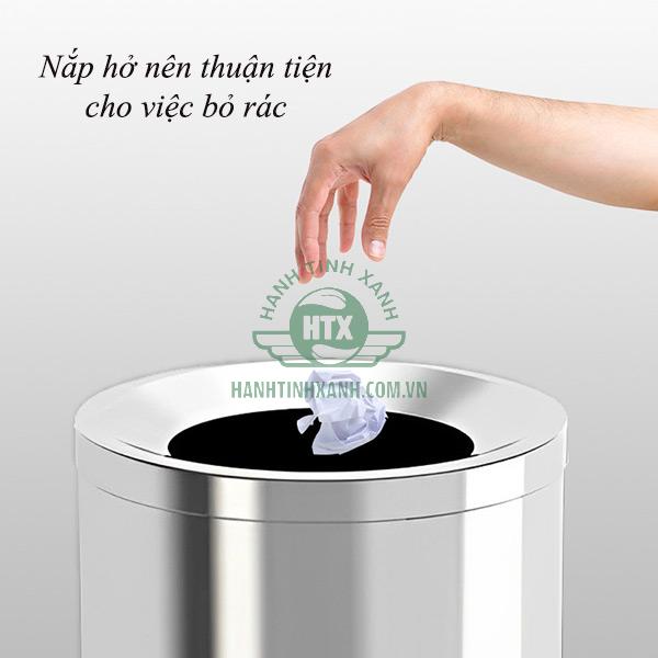 Miệng thùng rác hở nên dễ dàng xả rác