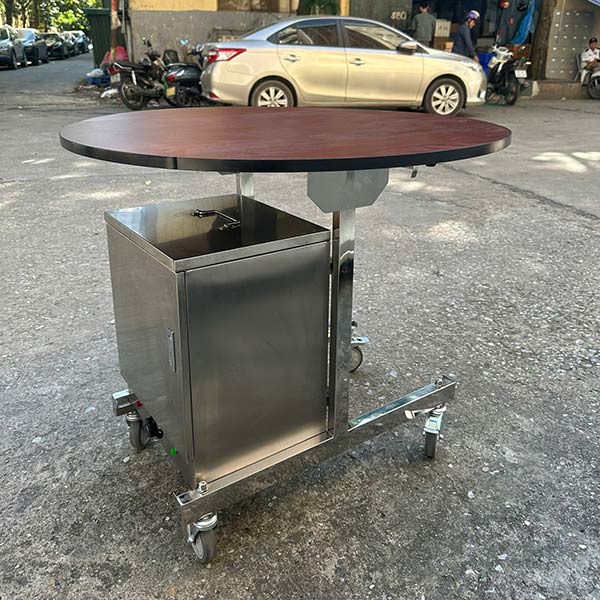 Xe đẩy có tủ giữ nhiệt đồ ăn