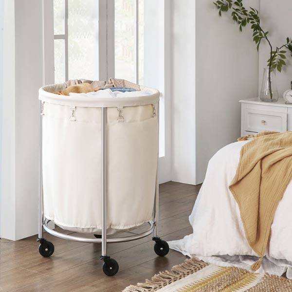 Mẫu xe giặt là tròn khung inox có bánh xe