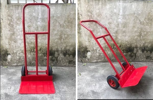 Hình ảnh chụp tại kho của xe đẩy hàng 2 bánh sau khi lắp đặt