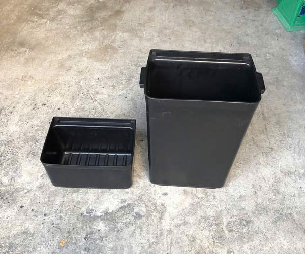 Xô nhựa treo xe dọn bàn nhà hàng